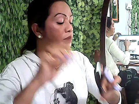 yummy 21xxx online show from 09.22.25