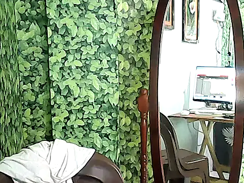 yummy 21xxx online show from 10.21.25