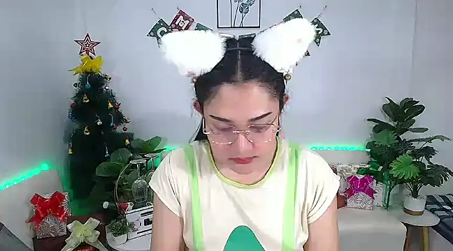 Snapshot of plysaithailand chatting on 01.01.25 plysaithailand online show from 01.01.25