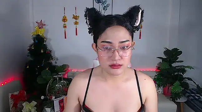 Snapshot of plysaithailand chatting on 01.15.25 plysaithailand online show from 01.15.25