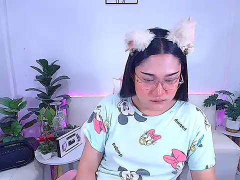 Snapshot of plysaithailand chatting on 10.14.25 plysaithailand online show from 10.14.25