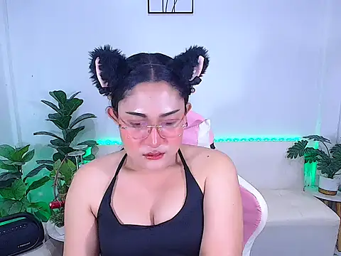 Snapshot of plysaithailand chatting on 10.15.25 plysaithailand online show from 10.15.25