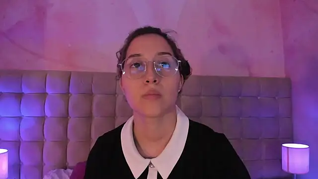 Snapshot of Abby_Sweet1_ chatting on 10.04.25 Abby Sweet1  online show from 10.04.25