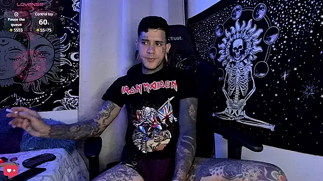 Snapshot of josh__ackerman chatting on 01.25.25 josh ackerman online show from 01.25.25