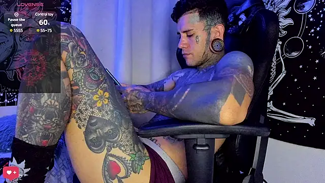 Snapshot of josh__ackerman chatting on 01.26.25 josh ackerman online show from 01.26.25