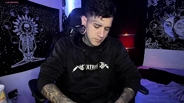 Snapshot of josh__ackerman chatting on 03.02.25 josh ackerman online show from 03.02.25