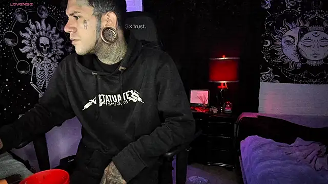 Snapshot of josh__ackerman chatting on 03.16.25 josh ackerman online show from 03.16.25