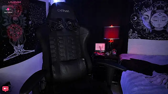 Snapshot of josh__ackerman chatting on 03.21.25 josh ackerman online show from 03.21.25