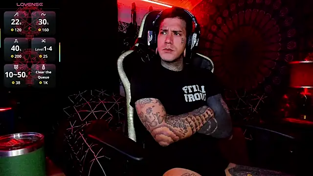 Snapshot of josh__ackerman chatting on 10.09.25 josh ackerman online show from 10.09.25