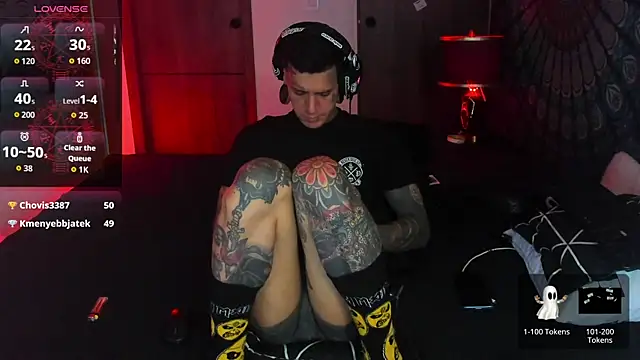 Snapshot of josh__ackerman chatting on 12.04.25 josh ackerman online show from 12.04.25