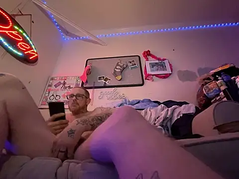 Snapshot of WhiteChocalate_69 chatting on 01.09.25 WhiteChocalate 69 online show from 01.09.25