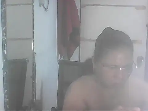 hotwet mama4uxx online show from 11.17.25