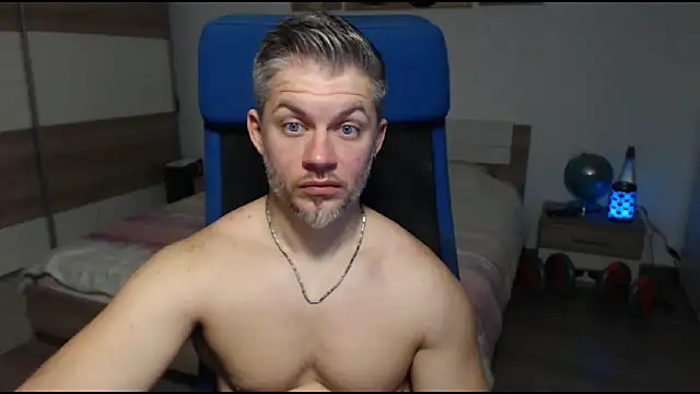 RobbyShawz online show from 02.24.25