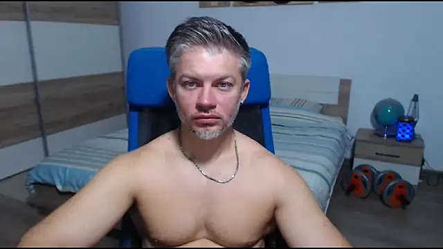 RobbyShawz online show from 09.17.25