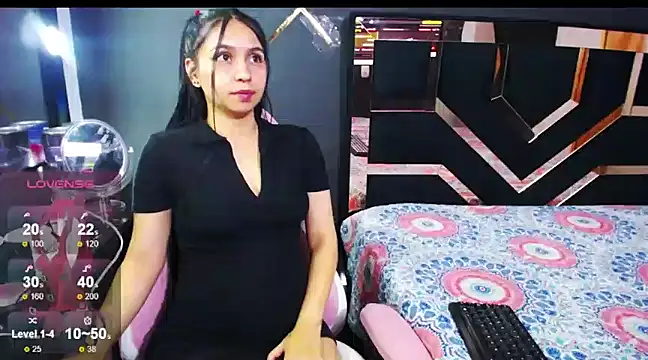 Snapshot of Lorena__ chatting on 02.12.25 Lorena   online show from 02.12.25
