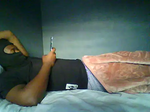 Snapshot of TitularAdaption chatting on 09.24.25 TitularAdaption online show from 09.24.25