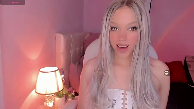Snapshot of EvaEvangeline chatting on 01.15.25 EvaEvangeline online show from 01.15.25
