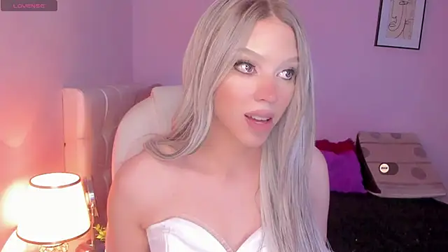 Snapshot of EvaEvangeline chatting on 02.21.25 EvaEvangeline online show from 02.21.25
