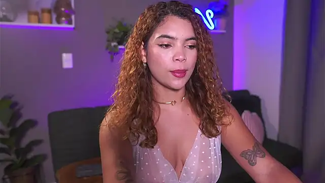 HannahEvanss online show from 11.22.25