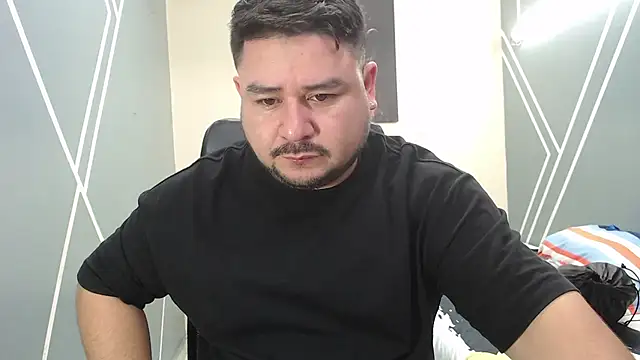 Snapshot of oso_dirty_ chatting on 01.19.25 oso dirty  online show from 01.19.25