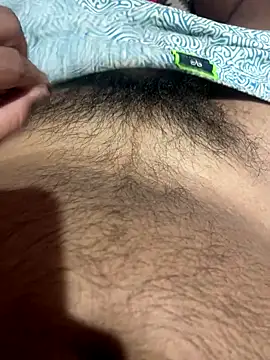 Snapshot of edwinlovee chatting on 10.31.25 edwinlovee online show from 10.31.25