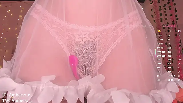 Ambeerouse online show from 10.26.25