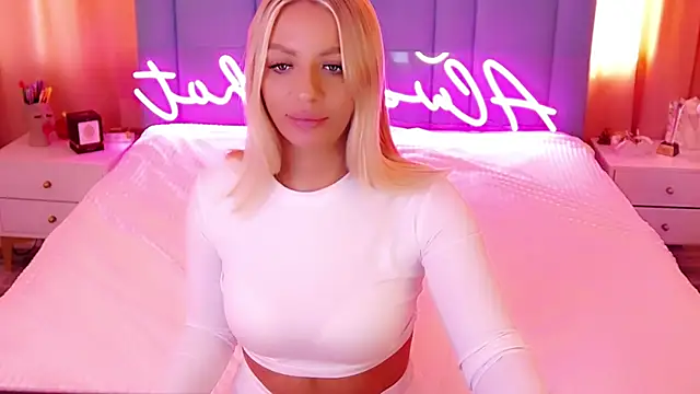 AllwaysHotJ online show from 12.24.24