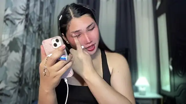 Miss Deliciousness online show from 10.01.25