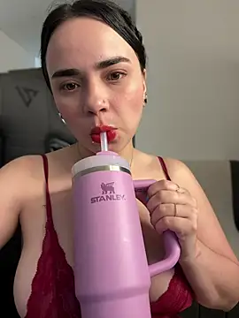 Snapshot of GeorginaJones chatting on 02.21.25 GeorginaJones online show from 02.21.25