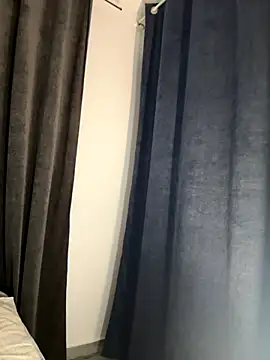 Snapshot of _alleyesonme_ chatting on 10.16.25  alleyesonme  online show from 10.16.25