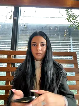 Snapshot of ArianaTurner chatting on 10.29.25 ArianaTurner online show from 10.29.25