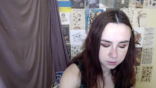 Snapshot of VeryVeryVeryShy_ chatting on 11.19.25 VeryVeryVeryShy online show from 11.19.25