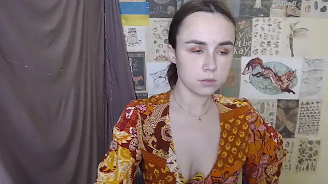 Snapshot of VeryVeryVeryShy_ chatting on 11.23.25 VeryVeryVeryShy online show from 11.23.25