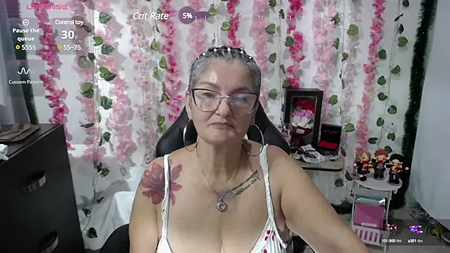 Snapshot of bety-cum2 chatting on 03.12.25 bety-cum2 online show from 03.12.25