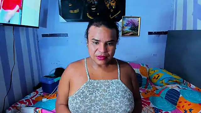 Snapshot of luciana_osorno chatting on 02.10.25 luciana osorno online show from 02.10.25
