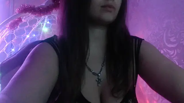 Snapshot of ElisionPray chatting on 09.28.25 ElisionPray online show from 09.28.25