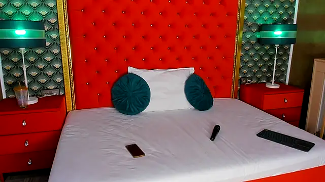 VallerieJones online show from 10.09.25