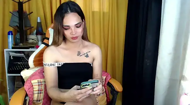 Snapshot of Deliciouscumsxz chatting on 02.27.25 Deliciouscumsxz online show from 02.27.25