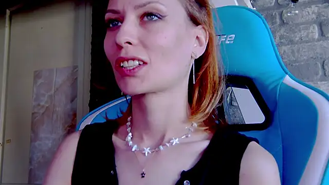 Snapshot of karo123421 chatting on 03.07.25 karo123421 online show from 03.07.25