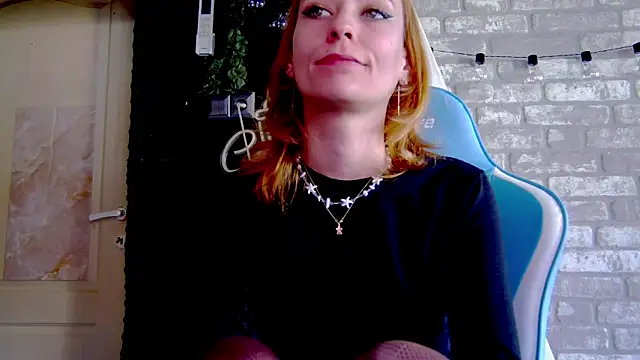 Snapshot of karo123421 chatting on 03.08.25 karo123421 online show from 03.08.25