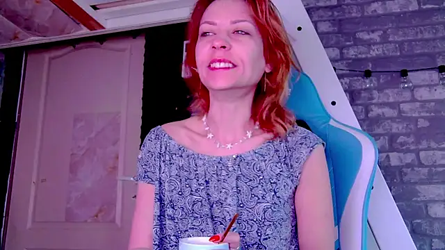 Snapshot of karo123421 chatting on 03.10.25 karo123421 online show from 03.10.25