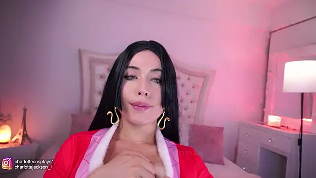 Snapshot of charlottejacks chatting on 03.04.25 charlottejacks online show from 03.04.25