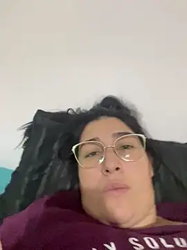 Snapshot of andreaisis2 chatting on 01.19.25 andreaisis2 online show from 01.19.25