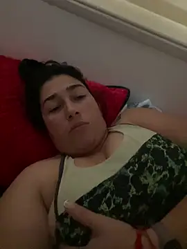 Snapshot of andreaisis2 chatting on 01.20.25 andreaisis2 online show from 01.20.25