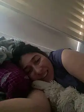 Snapshot of andreaisis2 chatting on 01.31.25 andreaisis2 online show from 01.31.25