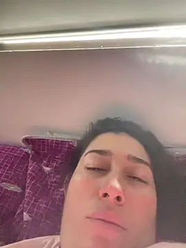 Snapshot of andreaisis2 chatting on 02.15.25 andreaisis2 online show from 02.15.25