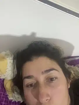 Snapshot of andreaisis2 chatting on 03.03.25 andreaisis2 online show from 03.03.25