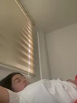 Snapshot of andreaisis2 chatting on 03.19.25 andreaisis2 online show from 03.19.25