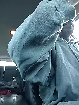 Snapshot of Daddy_hook chatting on 12.10.24 Daddy hook online show from 12.10.24