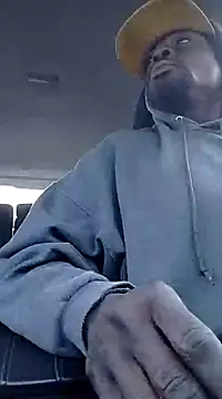 Snapshot of Daddy_hook chatting on 12.14.24 Daddy hook online show from 12.14.24